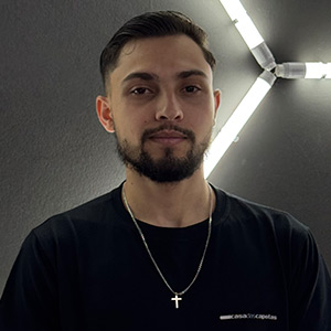 Foto de Douglas, Aplicador profissional de películas e PPF da Detail